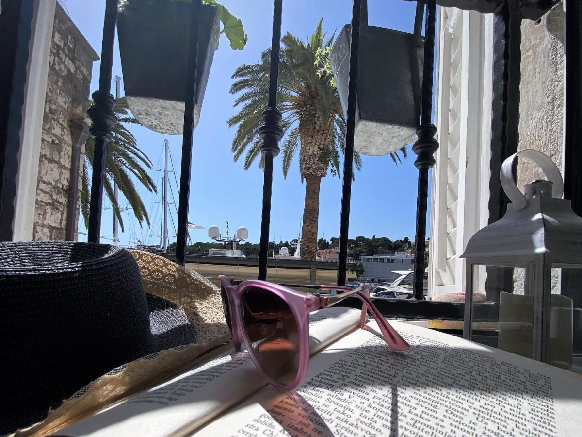 Waterfront "Prosper" - Zf Hvar フヴァル エクステリア 写真